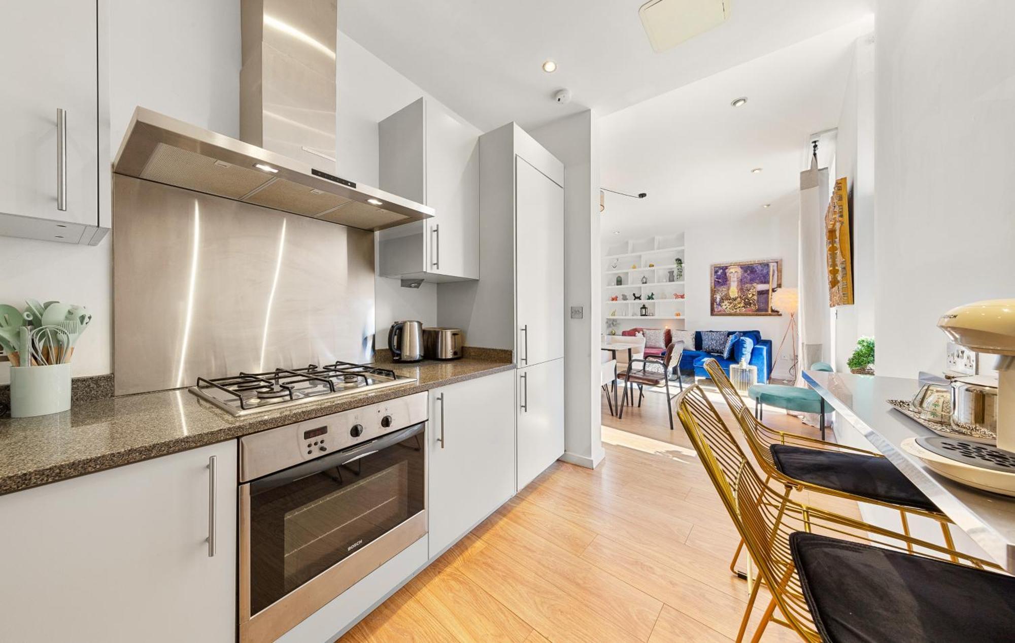 Апартаменты Designer Victorian Flat With Large Terrace Лондон Экстерьер фото